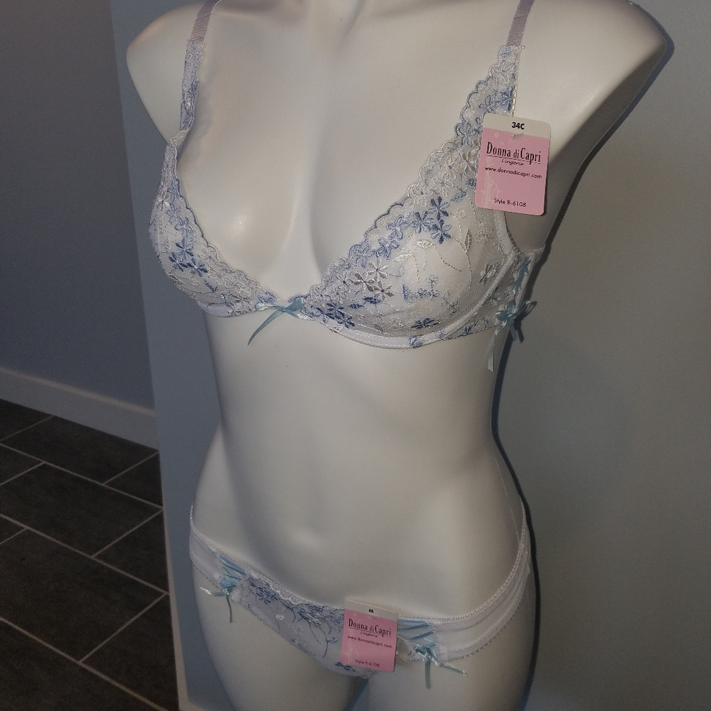 LAST ONE!! NWT - White & Blue Lace Bra & Thong Set